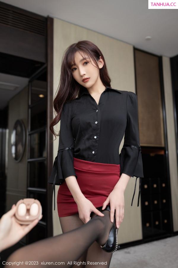 陆萱萱  [XiuRen]高清写真图 2023.05.18 No.6763 陆萱萱 姐妹花合集第7张图片